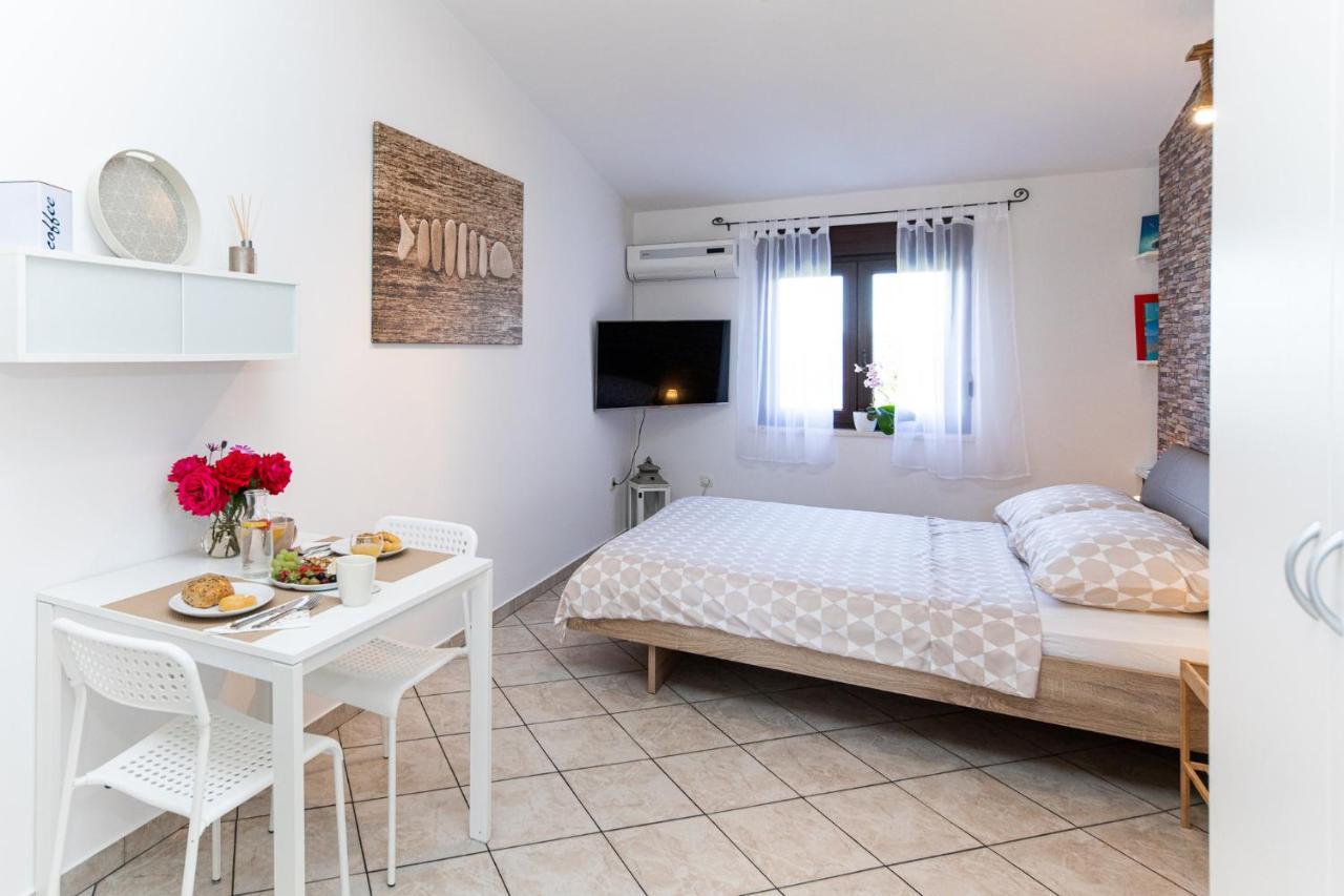 Ananas Apartments Crikvenica Εξωτερικό φωτογραφία