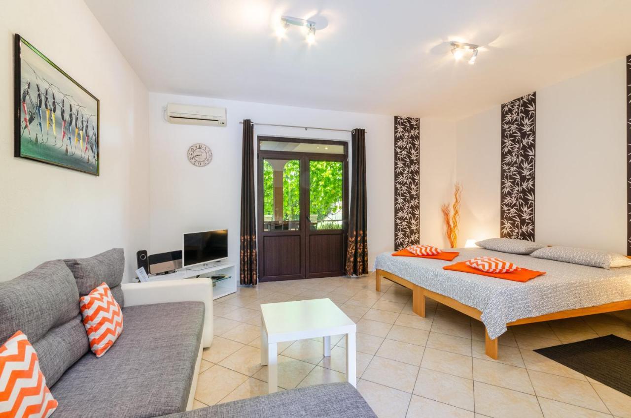 Ananas Apartments Crikvenica Εξωτερικό φωτογραφία